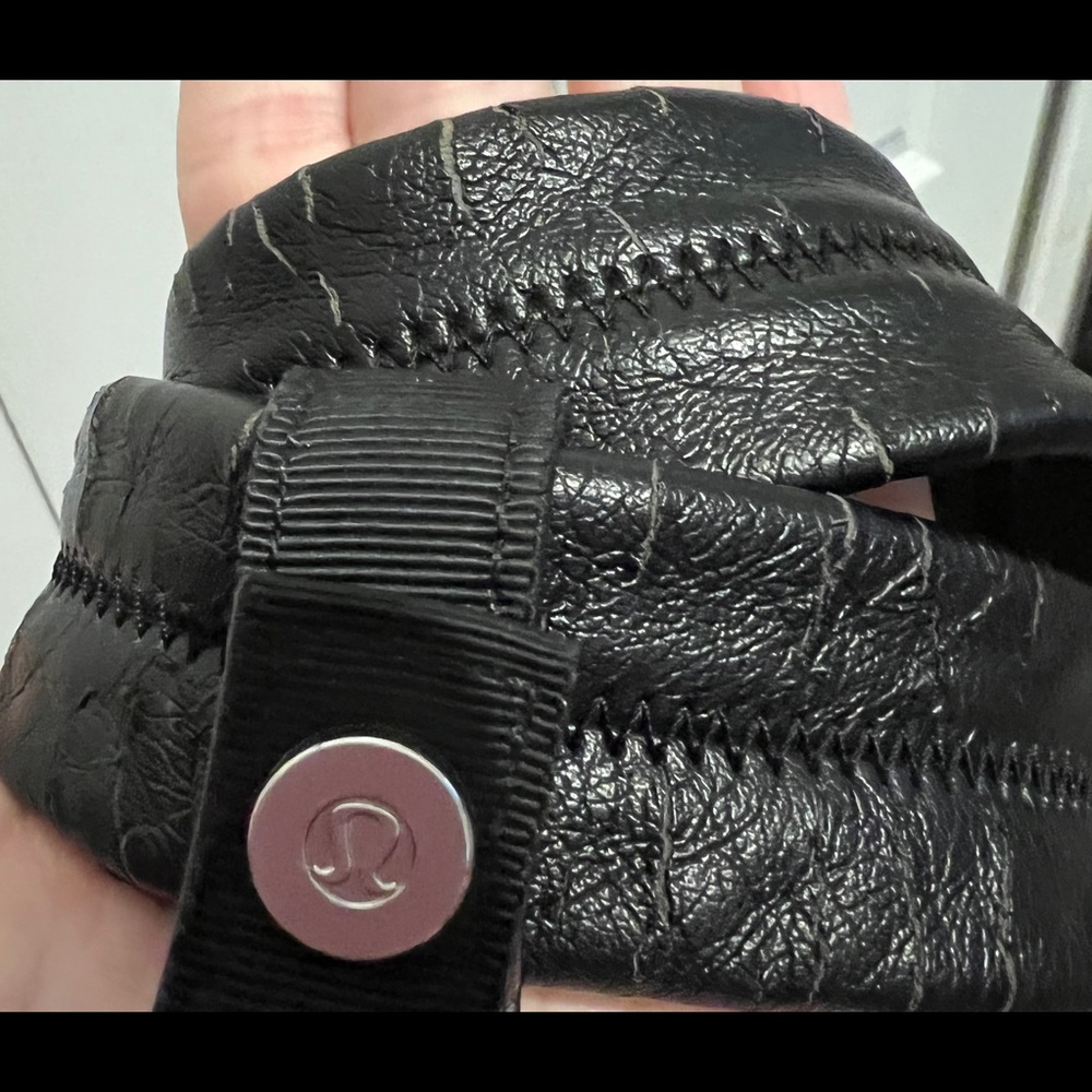 Lululemon Duffle - Picture 9 of 9